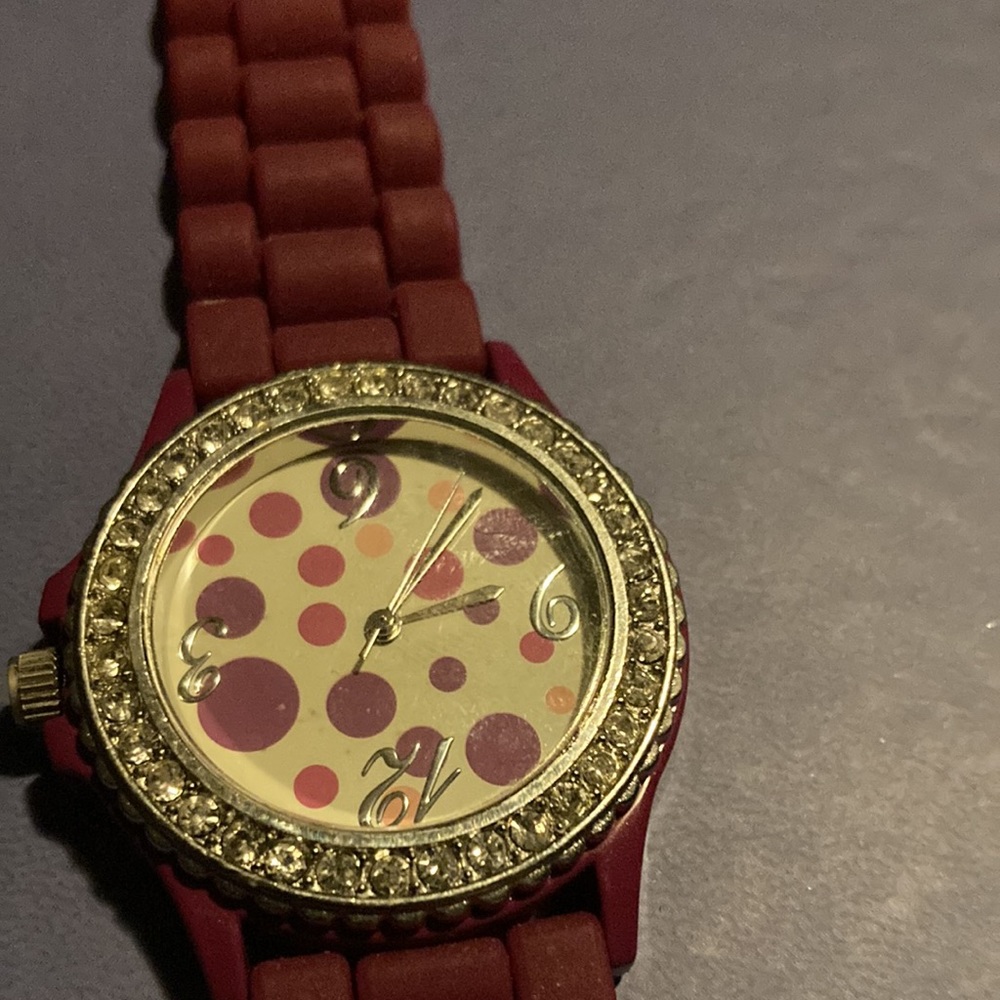Purple watch - Picture 4 of 6